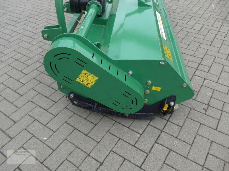 Vemac GKK240 240cm Mulcher Schlegelmulcher Hydraulik NEU Mähwerk - מכסחת תבואה: תמונה 4 Vemac GKK240 240cm Mulcher Schlegelmulcher Hydraulik NEU Mähwerk - מכסחת תבואה: תמונה 4
