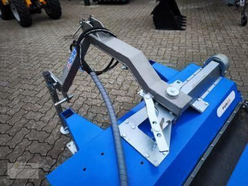 Vemac Kehrmaschine FM120 120cm Kehrbesen Bürste Traktor Zapfwelle NEU - מטאטא: תמונה 5 Vemac Kehrmaschine FM120 120cm Kehrbesen Bürste Traktor Zapfwelle NEU - מטאטא: תמונה 5