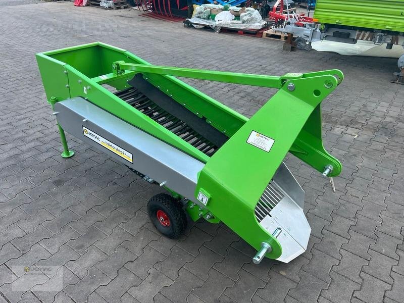Vemac Siebkettenroder Bomet UPUS Z656 1reihig Gummi Kartoffelroder NEU - מקצרת תפוחי אדמה: תמונה 2 Vemac Siebkettenroder Bomet UPUS Z656 1reihig Gummi Kartoffelroder NEU - מקצרת תפוחי אדמה: תמונה 2