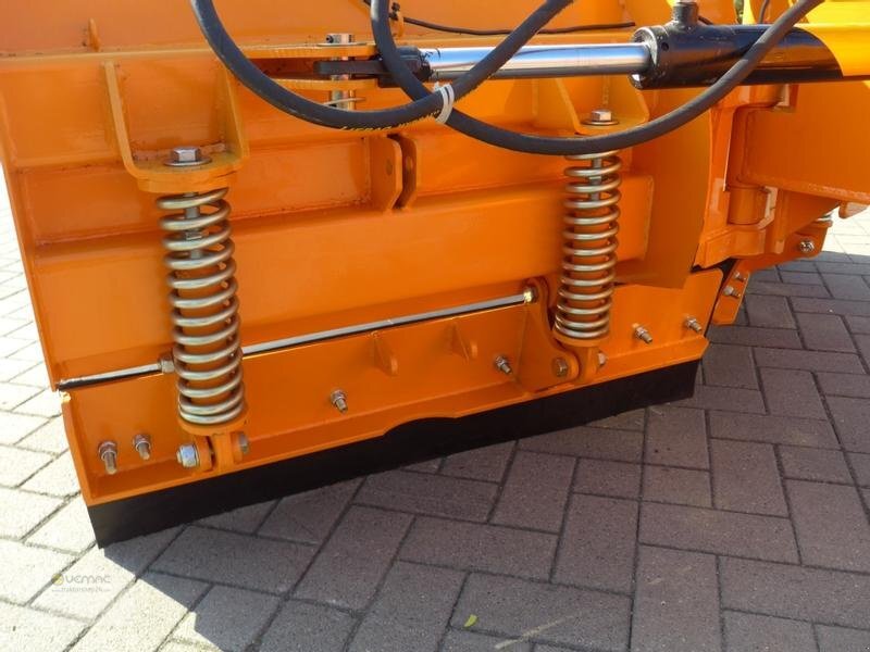 Vemac Vario Schneeschild Schneepflug Winterdienst 300cm NEU - מחרשת שלג: תמונה 4 Vemac Vario Schneeschild Schneepflug Winterdienst 300cm NEU - מחרשת שלג: תמונה 4