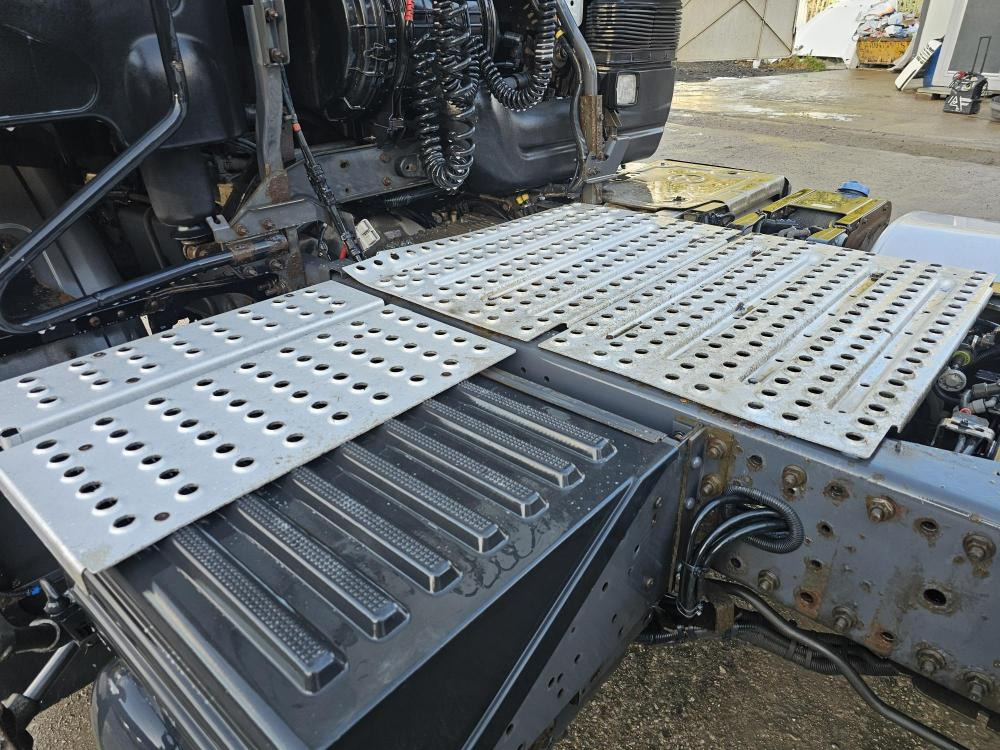 Renault Premium 430 4x2 - יחידת טרקטור: תמונה 4 Renault Premium 430 4x2 - יחידת טרקטור: תמונה 4