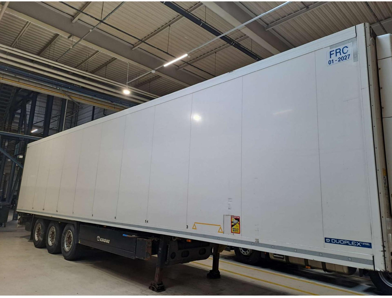 2018 Krone SDR Double Deck Cool Liner FP45 ThermoKing SLXi 300 Lifting Axle - סמיטריילר עם קירור: תמונה 2 2018 Krone SDR Double Deck Cool Liner FP45 ThermoKing SLXi 300 Lifting Axle - סמיטריילר עם קירור: תמונה 2
