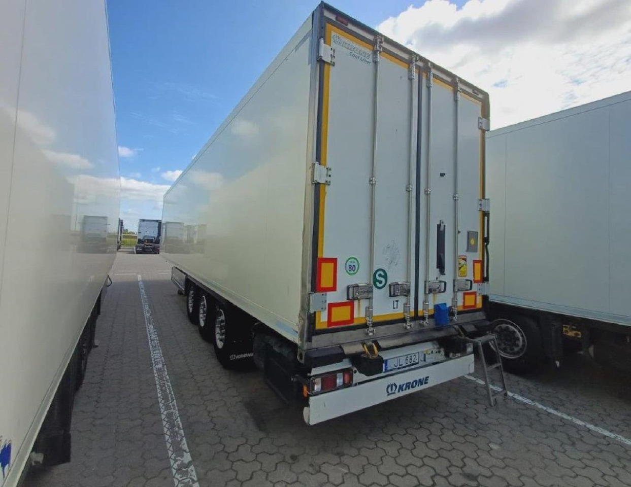 2018 Krone SDR Double Deck Cool Liner FP45 ThermoKing SLXi 300 Lifting Axle - סמיטריילר עם קירור: תמונה 5 2018 Krone SDR Double Deck Cool Liner FP45 ThermoKing SLXi 300 Lifting Axle - סמיטריילר עם קירור: תמונה 5