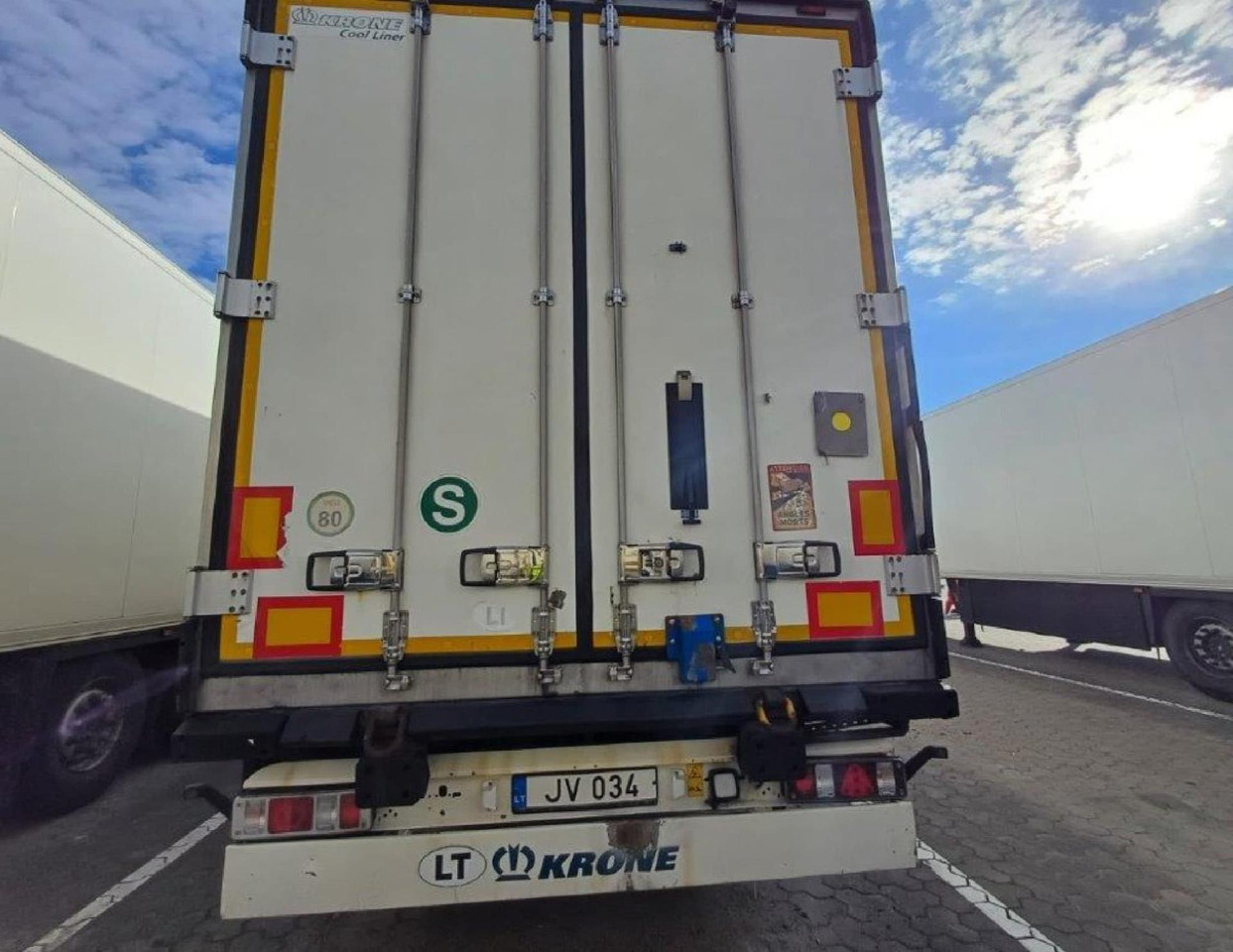 2018 Krone SDR Double Deck Cool Liner FP60 ThermoKing SLXi 300 Lifting Axle - סמיטריילר עם קירור: תמונה 2 2018 Krone SDR Double Deck Cool Liner FP60 ThermoKing SLXi 300 Lifting Axle - סמיטריילר עם קירור: תמונה 2