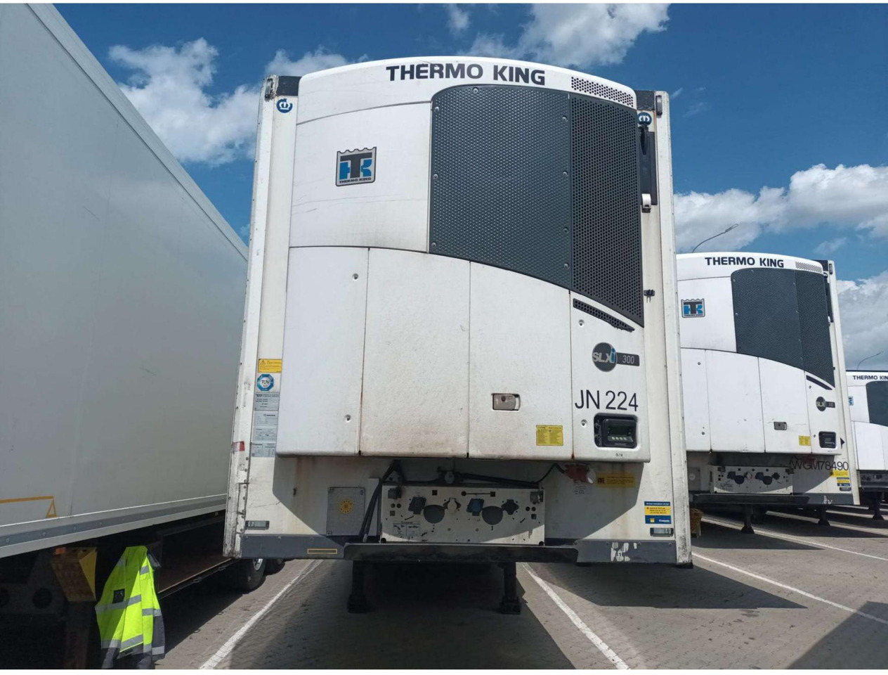 2018 Krone SDR Double Deck Cool Liner FP60 ThermoKing SLXi 300 Lifting Axle - סמיטריילר עם קירור: תמונה 1 2018 Krone SDR Double Deck Cool Liner FP60 ThermoKing SLXi 300 Lifting Axle - סמיטריילר עם קירור: תמונה 1