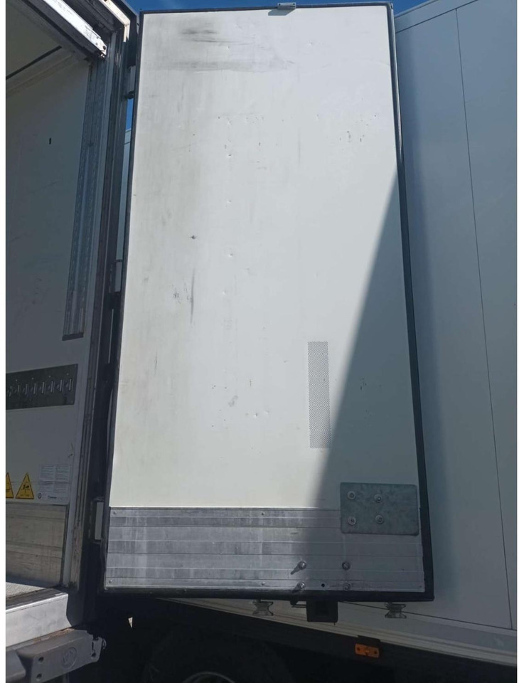 2018 Krone SDR Double Deck Cool Liner FP60 ThermoKing SLXi 300 Lifting Axle - סמיטריילר עם קירור: תמונה 3 2018 Krone SDR Double Deck Cool Liner FP60 ThermoKing SLXi 300 Lifting Axle - סמיטריילר עם קירור: תמונה 3