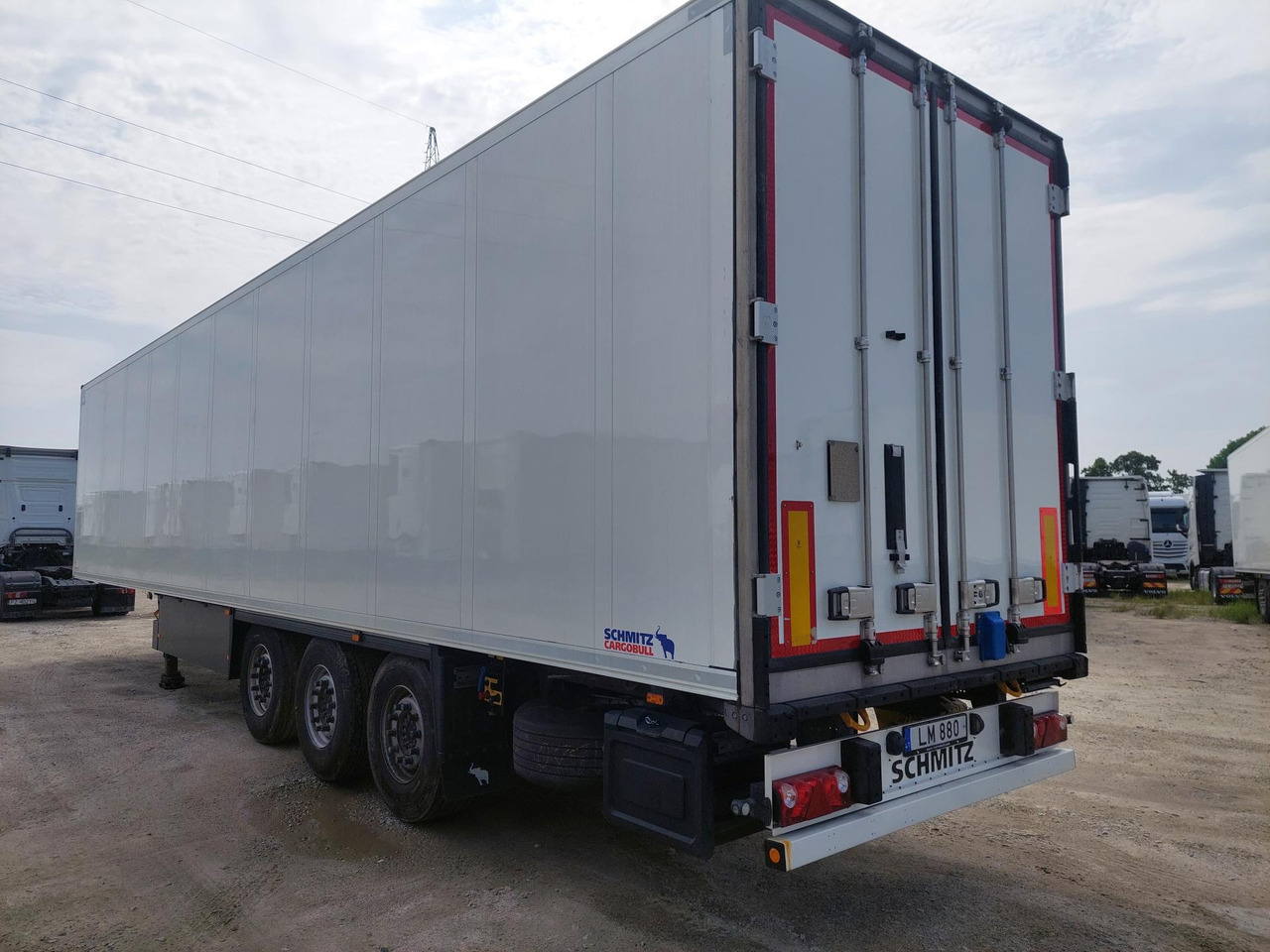 2018 Schmitz Cargobull SKO Double Deck FP 45 ThermoKing SLXi 300 Lifting Axle - סמיטריילר עם קירור: תמונה 4 2018 Schmitz Cargobull SKO Double Deck FP 45 ThermoKing SLXi 300 Lifting Axle - סמיטריילר עם קירור: תמונה 4