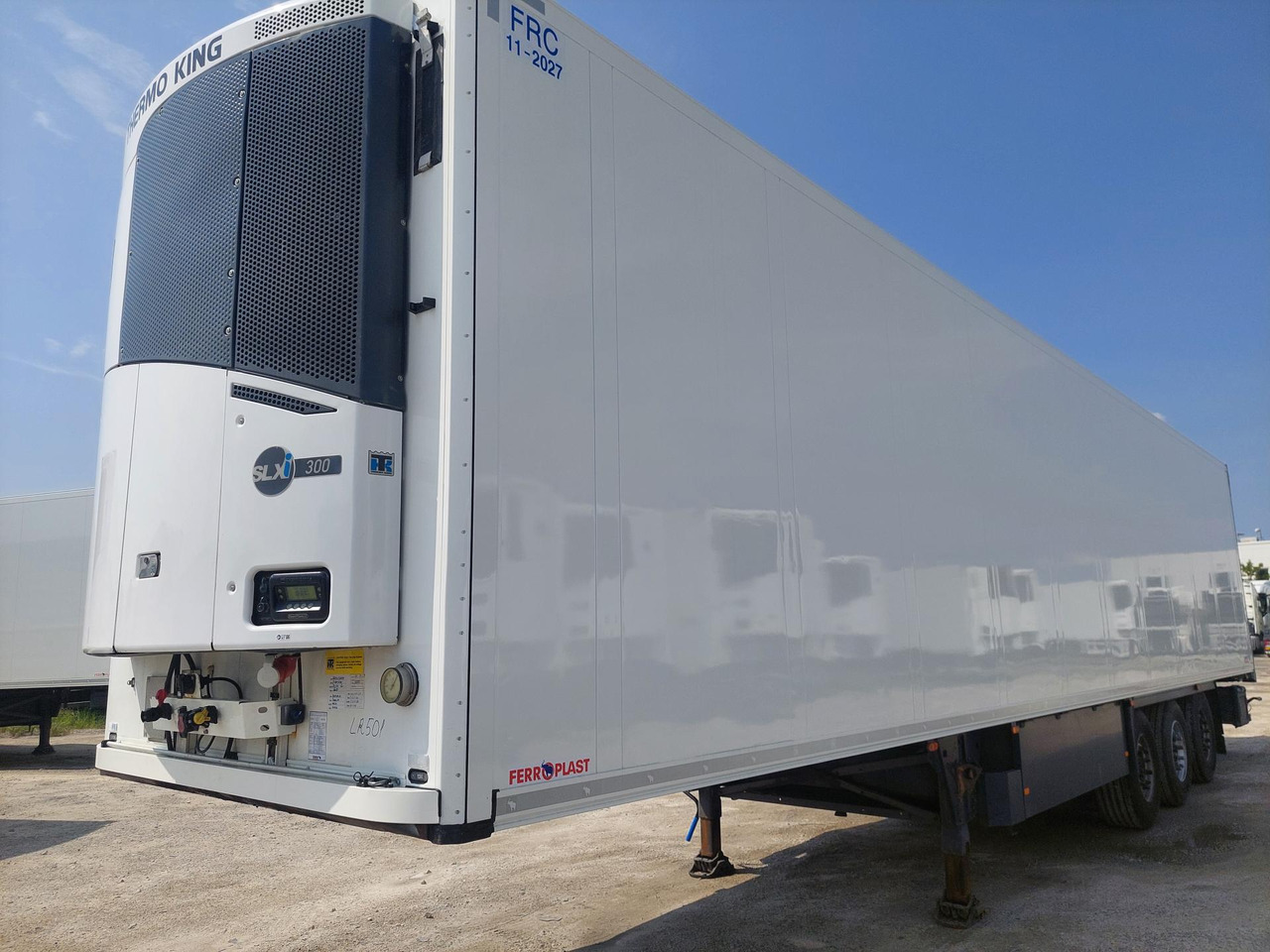 2018 Schmitz Cargobull SKO Double Deck FP 60 ThermoKing SLXi 300 Lifting Axle - סמיטריילר עם קירור: תמונה 2 2018 Schmitz Cargobull SKO Double Deck FP 60 ThermoKing SLXi 300 Lifting Axle - סמיטריילר עם קירור: תמונה 2