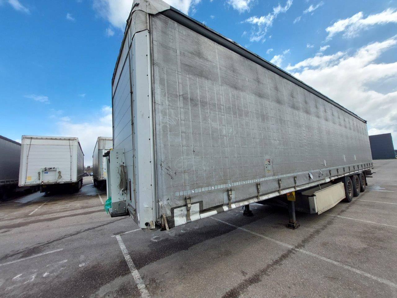 2019 Schmitz Cargobull SCS24/L Lifting Axle - סמיטריילר עם וילונות צד: תמונה 2 2019 Schmitz Cargobull SCS24/L Lifting Axle - סמיטריילר עם וילונות צד: תמונה 2