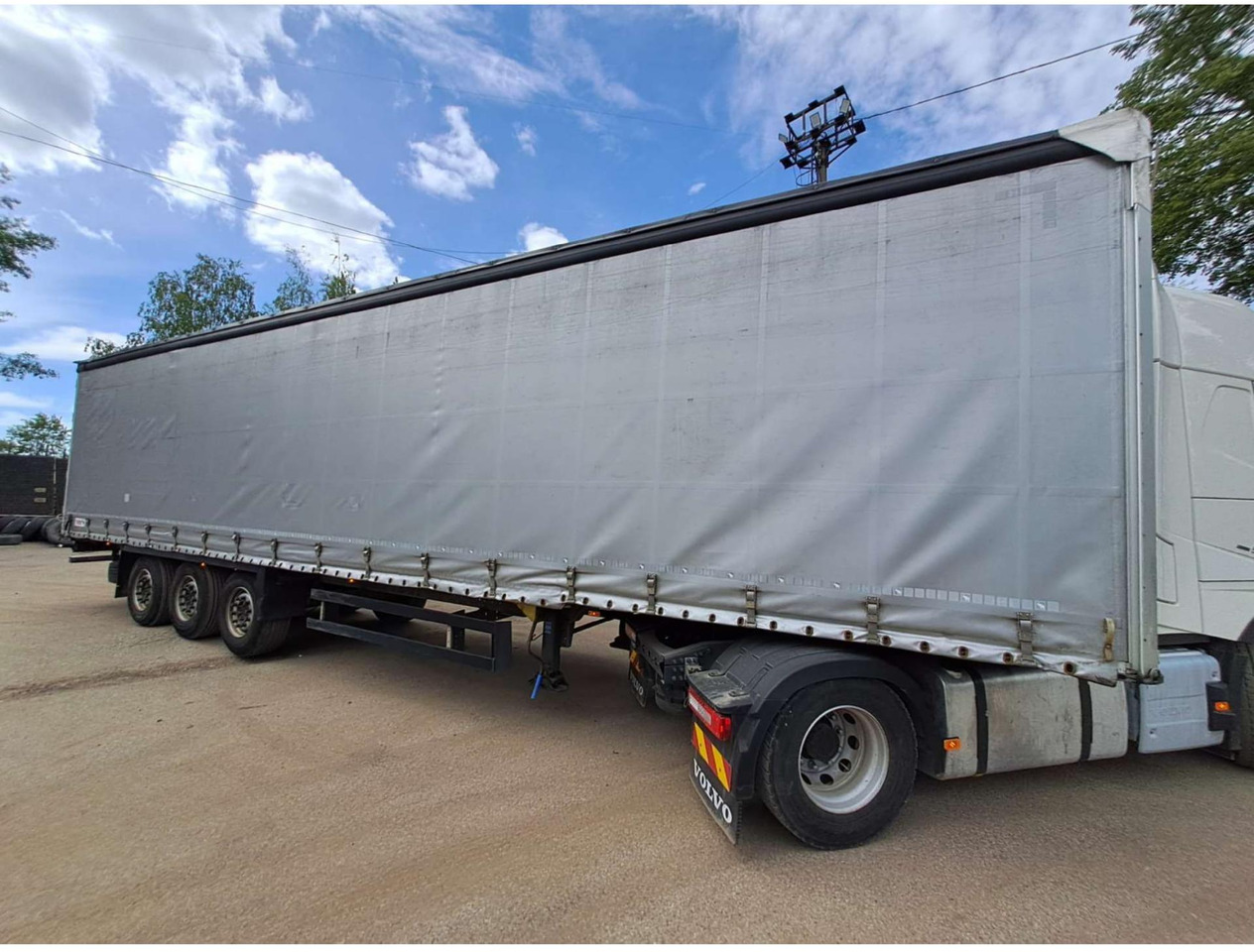 2019 Schmitz Cargobull SCS24/L - סמיטריילר עם וילונות צד: תמונה 2 2019 Schmitz Cargobull SCS24/L - סמיטריילר עם וילונות צד: תמונה 2