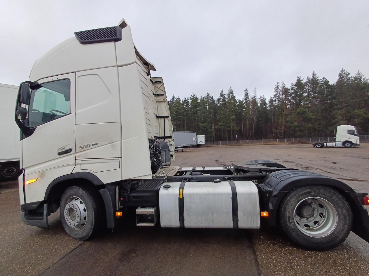 2022 Volvo FH 500 Globetrotter XL - יחידת טרקטור: תמונה 3 2022 Volvo FH 500 Globetrotter XL - יחידת טרקטור: תמונה 3