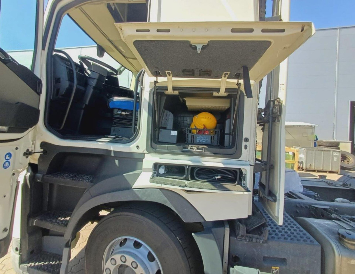 2023 Volvo FH 460 Globetrotter XL i-Save - מכונות אחרות: תמונה 5 2023 Volvo FH 460 Globetrotter XL i-Save - מכונות אחרות: תמונה 5
