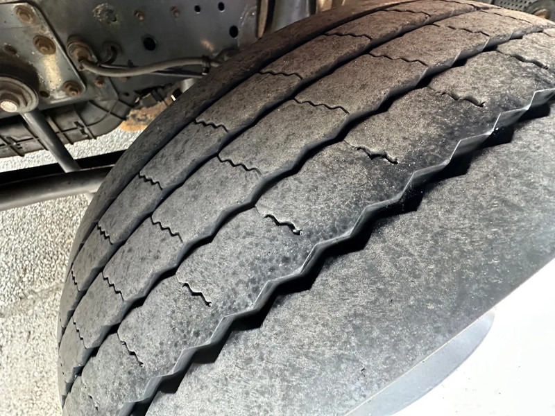 Iveco EuroCargo 80 -160L / EURO 6 / 7.5t / WINCH / ALU RAMPS - משאית הובלה אוטומטית: תמונה 5 Iveco EuroCargo 80 -160L / EURO 6 / 7.5t / WINCH / ALU RAMPS - משאית הובלה אוטומטית: תמונה 5