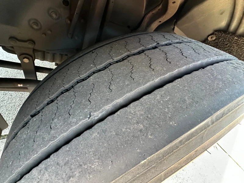 Scania P280 / NL TRUCK / EURO 6 / FULL AIR / CARRIER SUPRA 1250 / TOPCONDITION / LIFT+DOORS - משאית קירור: תמונה 5 Scania P280 / NL TRUCK / EURO 6 / FULL AIR / CARRIER SUPRA 1250 / TOPCONDITION / LIFT+DOORS - משאית קירור: תמונה 5