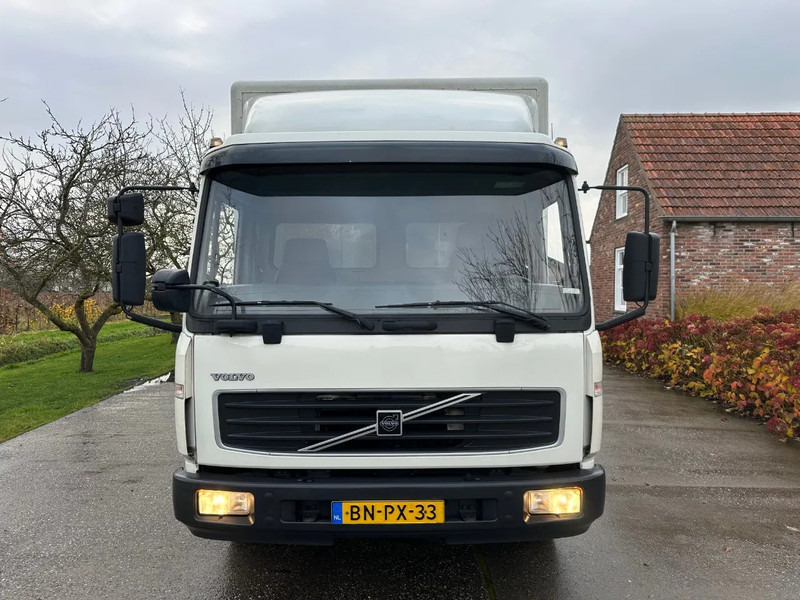Volvo FL 612 180 / 12T / NL TRUCK / EURO3 / ANALOG / MANUAL / LEAF SPRING / BOX+LIFT / LOW KM - משאית תיבה: תמונה 2 Volvo FL 612 180 / 12T / NL TRUCK / EURO3 / ANALOG / MANUAL / LEAF SPRING / BOX+LIFT / LOW KM - משאית תיבה: תמונה 2