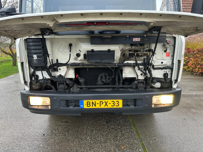 Volvo FL 612 180 / 12T / NL TRUCK / EURO3 / ANALOG / MANUAL / LEAF SPRING / BOX+LIFT / LOW KM - משאית תיבה: תמונה 3 Volvo FL 612 180 / 12T / NL TRUCK / EURO3 / ANALOG / MANUAL / LEAF SPRING / BOX+LIFT / LOW KM - משאית תיבה: תמונה 3