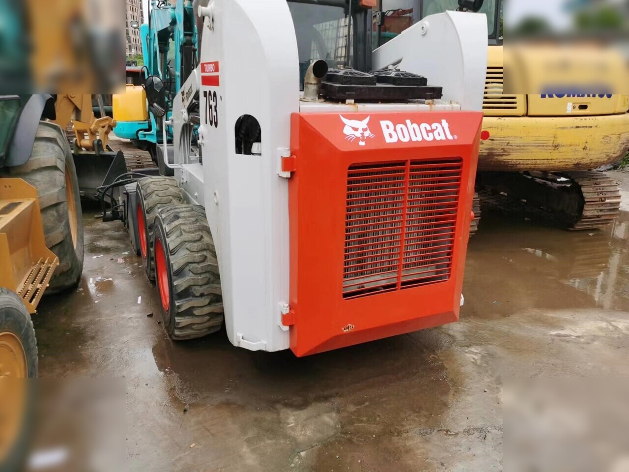 BOBCAT 763 - מעמיס היגוי החלקה: תמונה 2 BOBCAT 763 - מעמיס היגוי החלקה: תמונה 2