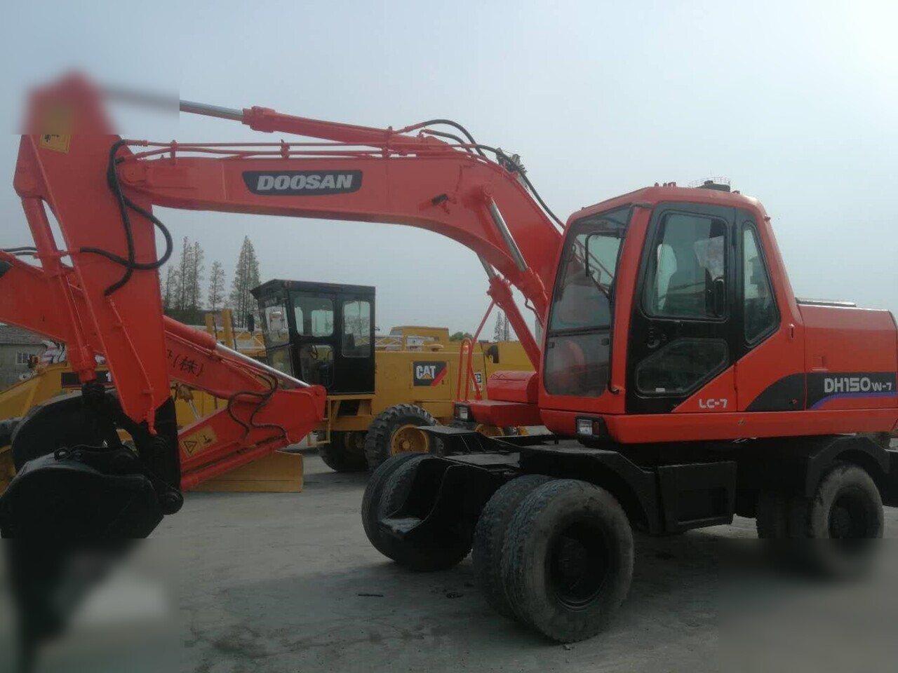 DOOSAN DH150W-7 - מחפר גלגלים: תמונה 1 DOOSAN DH150W-7 - מחפר גלגלים: תמונה 1