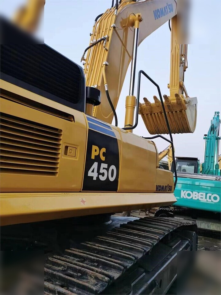 KOMATSU PC450-8 - מחפר סורק: תמונה 2 KOMATSU PC450-8 - מחפר סורק: תמונה 2