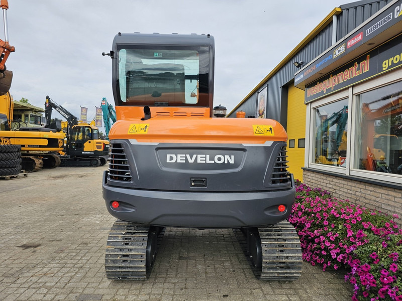 Develon DX60E-10N - מיני מחפר: תמונה 4 Develon DX60E-10N - מיני מחפר: תמונה 4