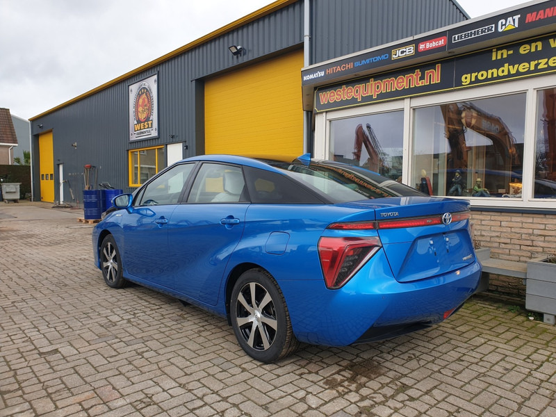 Toyota Mirai - סדאן: תמונה 3 Toyota Mirai - סדאן: תמונה 3