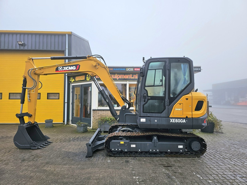 XCMG XE60GA - מיני מחפר: תמונה 1 XCMG XE60GA - מיני מחפר: תמונה 1