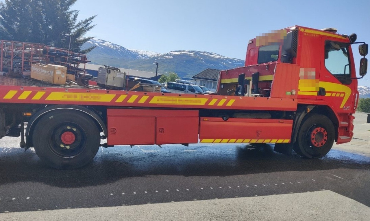 DAF LF 320 - משאית גרירה: תמונה 2 DAF LF 320 - משאית גרירה: תמונה 2