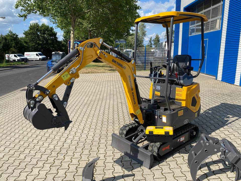 Minibagger BK1000JS inkl. kleinem Zubehörpaket *HERBSTAKTION*INKL.19% MWST*BERGER KRAUS*SOFORT!* - מיני מחפר: תמונה 3 Minibagger BK1000JS inkl. kleinem Zubehörpaket *HERBSTAKTION*INKL.19% MWST*BERGER KRAUS*SOFORT!* - מיני מחפר: תמונה 3