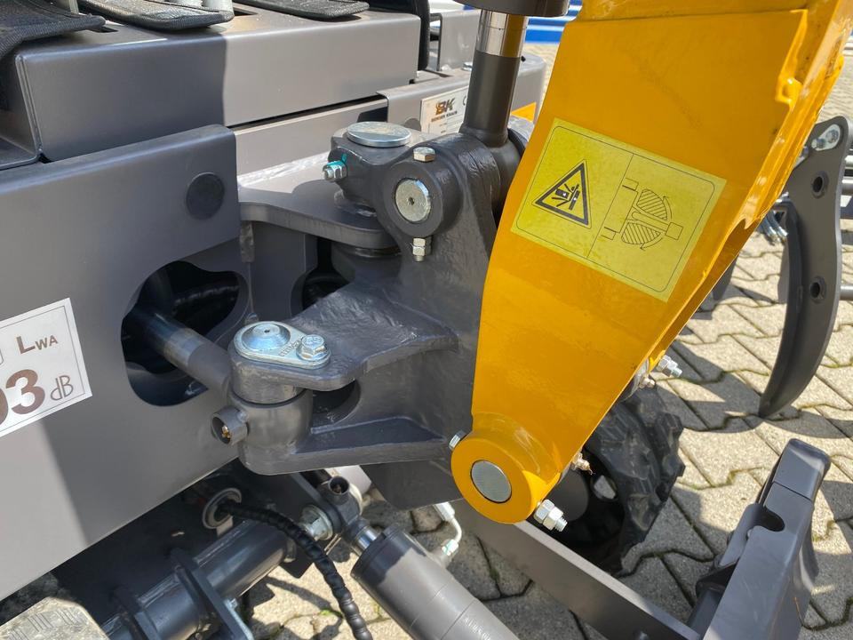 מיני מחפר Minibagger BK1000JSR inkl. kleinem Zubehörpaket *HERBSTAKTION*INKL.19% MWST*BERGER KRAUS* VERSTELLFAHRWERK*SOFORT!*: תמונה 14