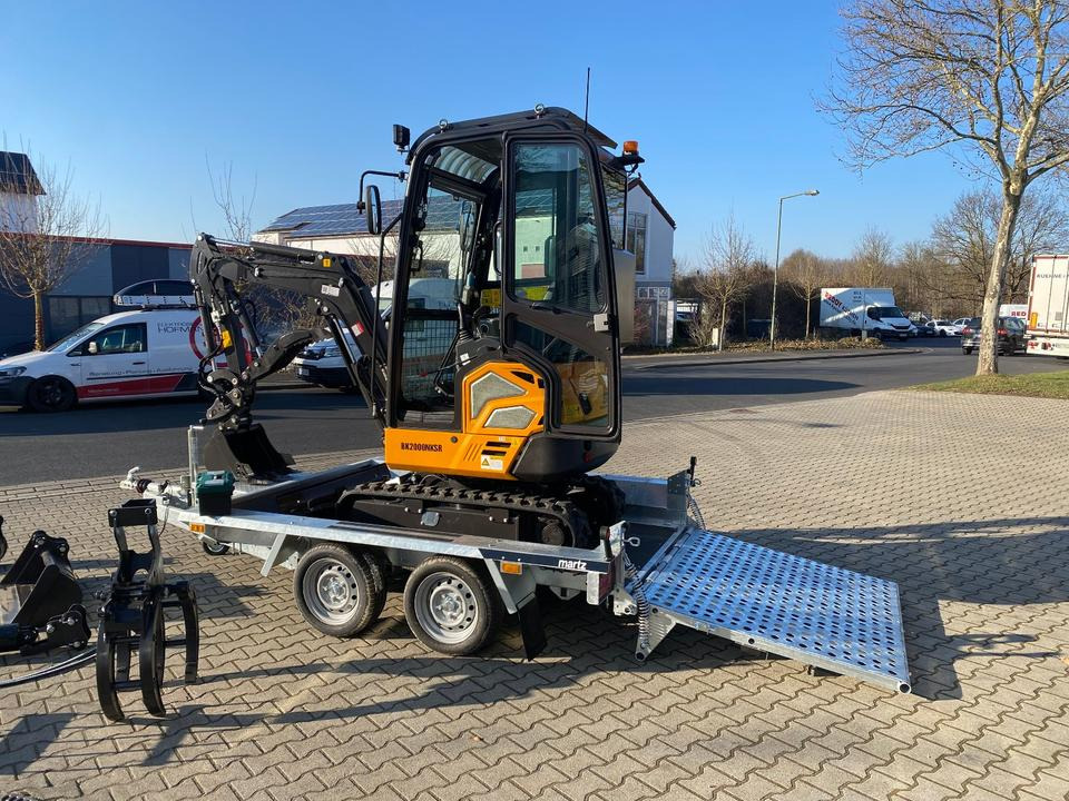 Minibagger BK2000NKSR + Tieflader + Zubehör *INKL.19% MWST*BERGER KRAUS*KUBOTA* KLIMA*SCHWENKARM*VERSTELLFAHRWERK* - מיני מחפר: תמונה 5 Minibagger BK2000NKSR + Tieflader + Zubehör *INKL.19% MWST*BERGER KRAUS*KUBOTA* KLIMA*SCHWENKARM*VERSTELLFAHRWERK* - מיני מחפר: תמונה 5