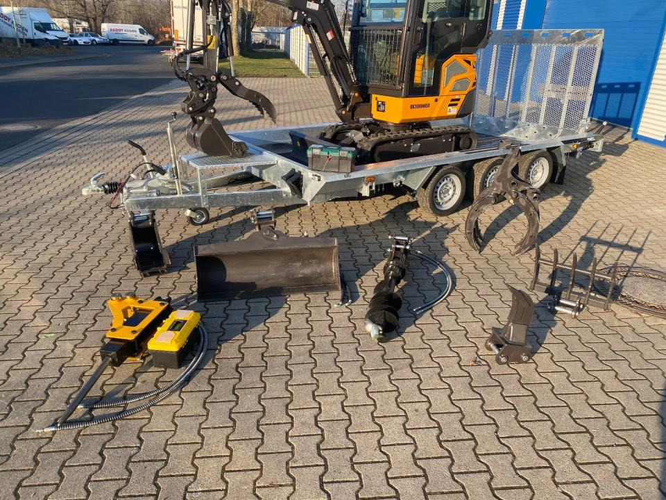 Minibagger BK2000NKSR + Tieflader + Zubehör *INKL.19% MWST*BERGER KRAUS*KUBOTA* KLIMA*SCHWENKARM*VERSTELLFAHRWERK* - מיני מחפר: תמונה 2 Minibagger BK2000NKSR + Tieflader + Zubehör *INKL.19% MWST*BERGER KRAUS*KUBOTA* KLIMA*SCHWENKARM*VERSTELLFAHRWERK* - מיני מחפר: תמונה 2
