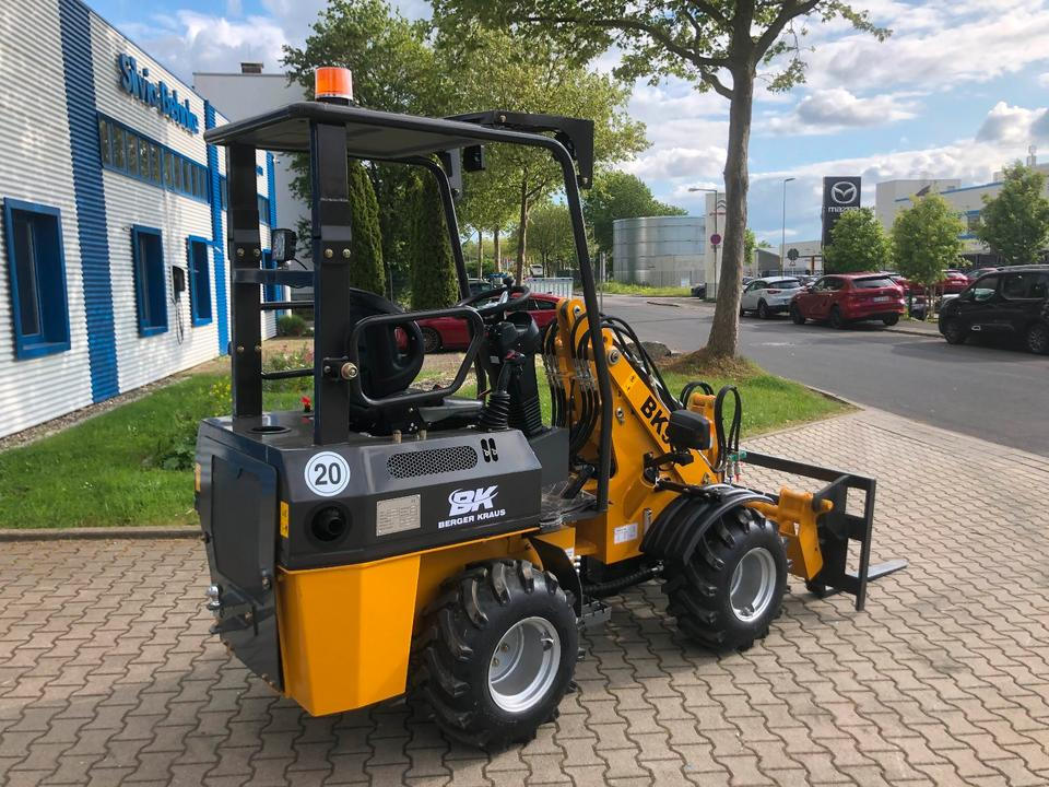 Radlader / Hoflader BK906 *INKL.19% MWST*PERKINS*BERGER KRAUS*GABELPAKET*CE*EURO - מעמיס קומפקטי: תמונה 5 Radlader / Hoflader BK906 *INKL.19% MWST*PERKINS*BERGER KRAUS*GABELPAKET*CE*EURO - מעמיס קומפקטי: תמונה 5