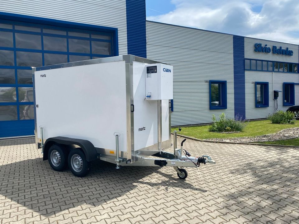 Vermietung / Kühlanhänger 2700KG / Nutzlast 2066KG / Kühlkoffer / Catering / Veranstaltung / Messe - קרון נגרר עם קירור: תמונה 1 Vermietung / Kühlanhänger 2700KG / Nutzlast 2066KG / Kühlkoffer / Catering / Veranstaltung / Messe - קרון נגרר עם קירור: תמונה 1