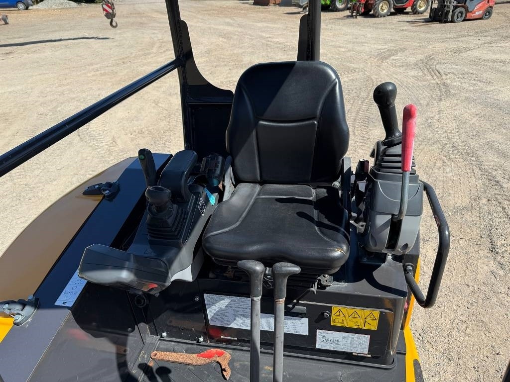 מיני מחפר Kato imer HD33V5: תמונה 11 מיני מחפר Kato imer HD33V5: תמונה 11