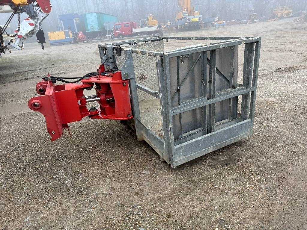 Manitou MRT 2150 M - מפעיל טלסקופי: תמונה 5 Manitou MRT 2150 M - מפעיל טלסקופי: תמונה 5