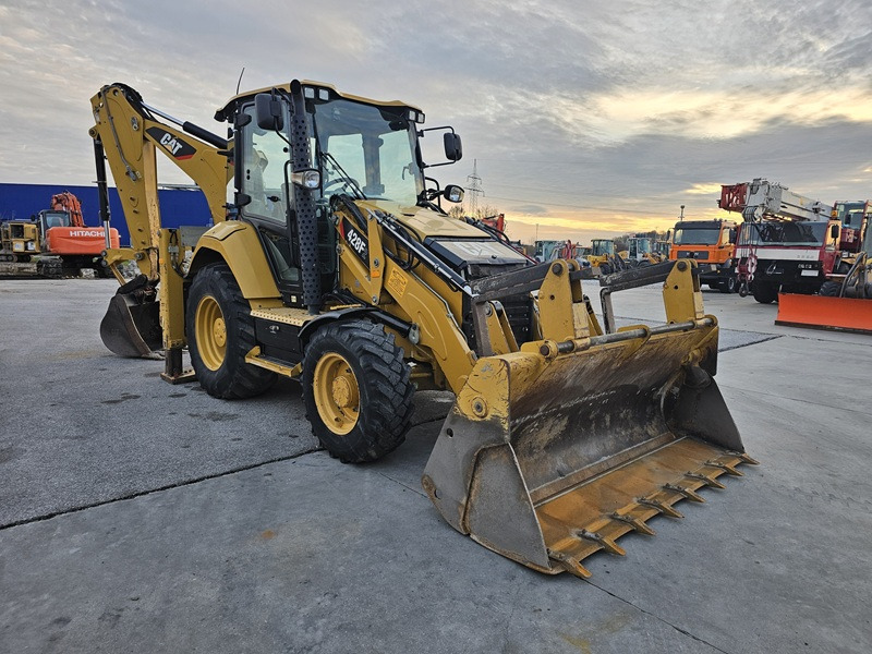 CAT 428F2 - מחפרון: תמונה 5 CAT 428F2 - מחפרון: תמונה 5