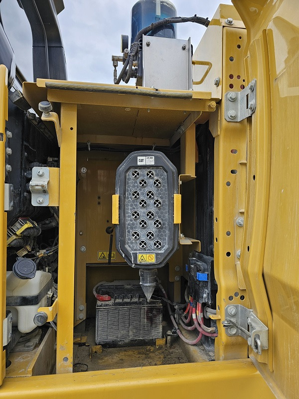 מחפר סורק CATERPILLAR 323-07B: תמונה 18