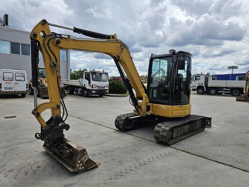 Caterpillar 305C - מיני מחפר: תמונה 1 Caterpillar 305C - מיני מחפר: תמונה 1