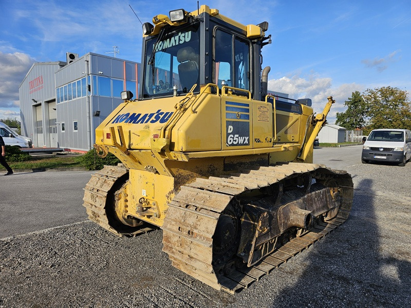 KOMATSU D65WX-17 - דחפור: תמונה 4 KOMATSU D65WX-17 - דחפור: תמונה 4