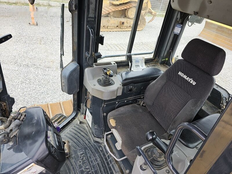 הַחכָּרָה Komatsu D61 PX-23 Komatsu D61 PX-23: תמונה 8