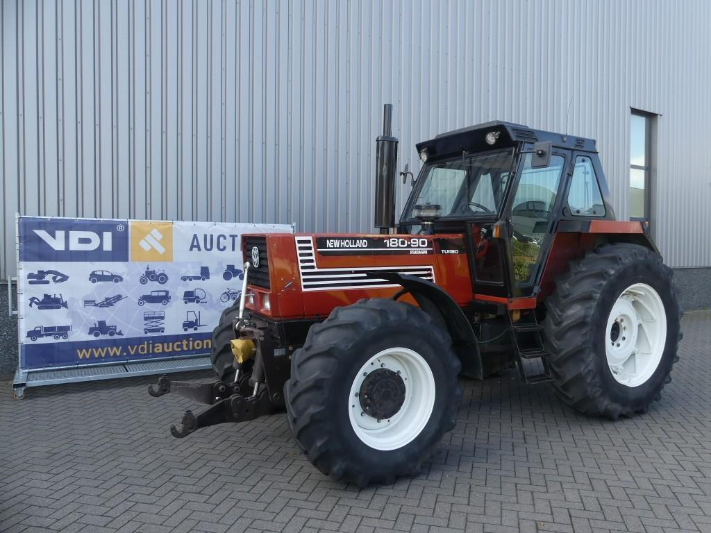 Fiat New Holland 180-90 4WD - טרקטור חקלאי: תמונה 1 Fiat New Holland 180-90 4WD - טרקטור חקלאי: תמונה 1