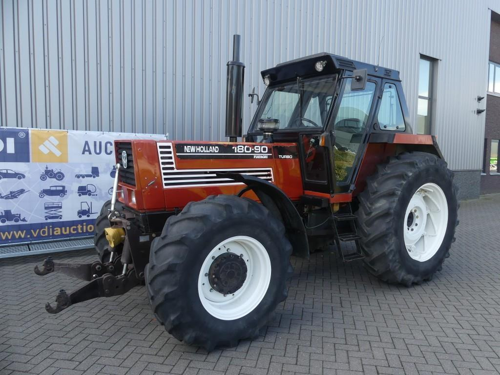 Fiat New Holland 180-90 4WD - טרקטור חקלאי: תמונה 3 Fiat New Holland 180-90 4WD - טרקטור חקלאי: תמונה 3