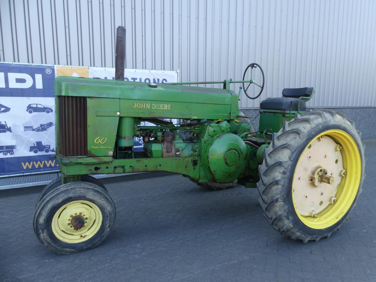 John-Deere 60 - טרקטור חקלאי: תמונה 3 John-Deere 60 - טרקטור חקלאי: תמונה 3