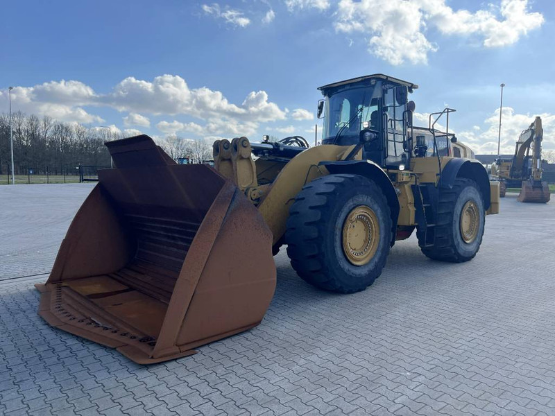 Cat 982M - מעמיס גלגלים: תמונה 1 Cat 982M - מעמיס גלגלים: תמונה 1
