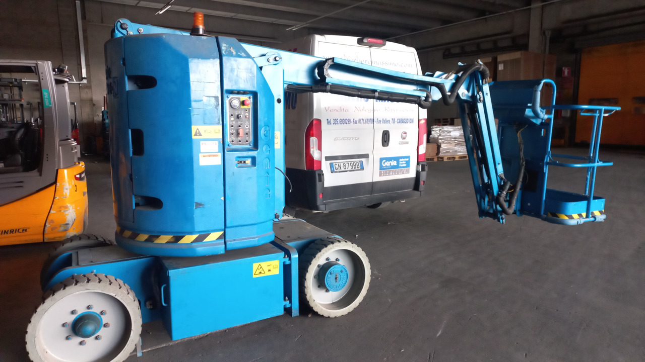 GENIE Z30/20N - זרוע מרפקי: תמונה 1 GENIE Z30/20N - זרוע מרפקי: תמונה 1
