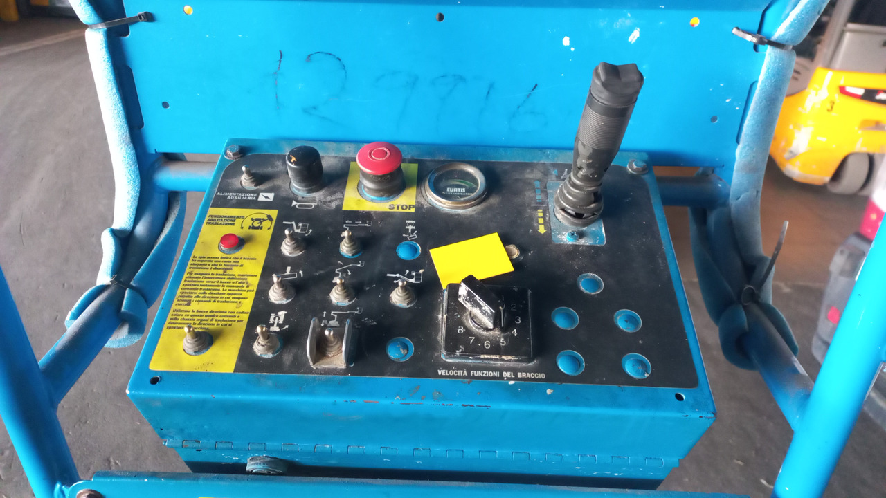 GENIE Z30/20N - זרוע מרפקי: תמונה 5 GENIE Z30/20N - זרוע מרפקי: תמונה 5