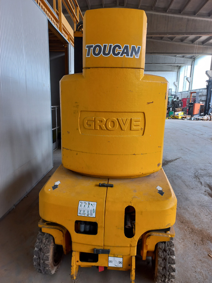 GROVE TOUCAN 1010 - מעלית תורן אנכית: תמונה 2 GROVE TOUCAN 1010 - מעלית תורן אנכית: תמונה 2
