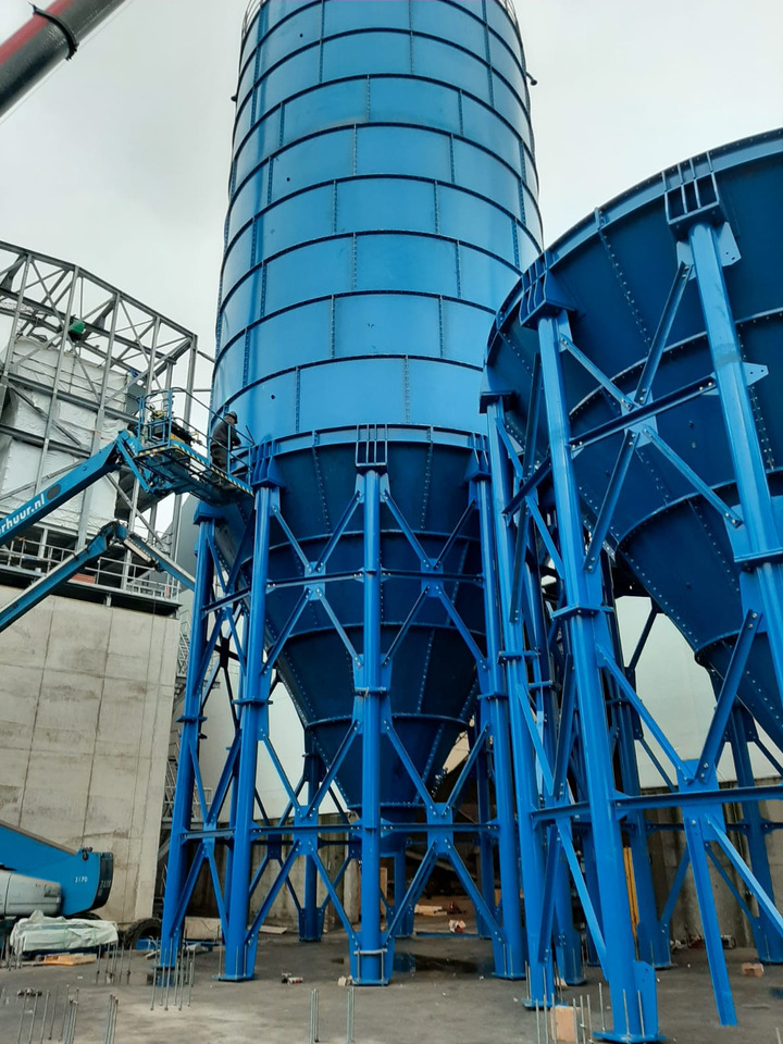 Constmach 3000 Ton Capacity Cement Silo - סילו מלט: תמונה 1 Constmach 3000 Ton Capacity Cement Silo - סילו מלט: תמונה 1