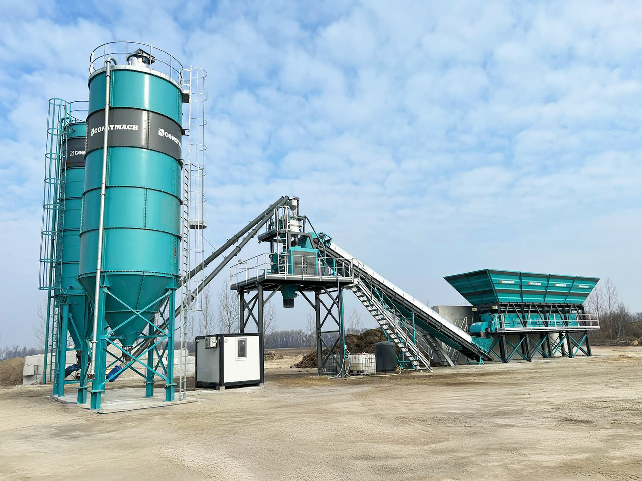 Constmach 60 m³/h Compact Concrete Batching Plant With Band - מנחית בטון: תמונה 3 Constmach 60 m³/h Compact Concrete Batching Plant With Band - מנחית בטון: תמונה 3