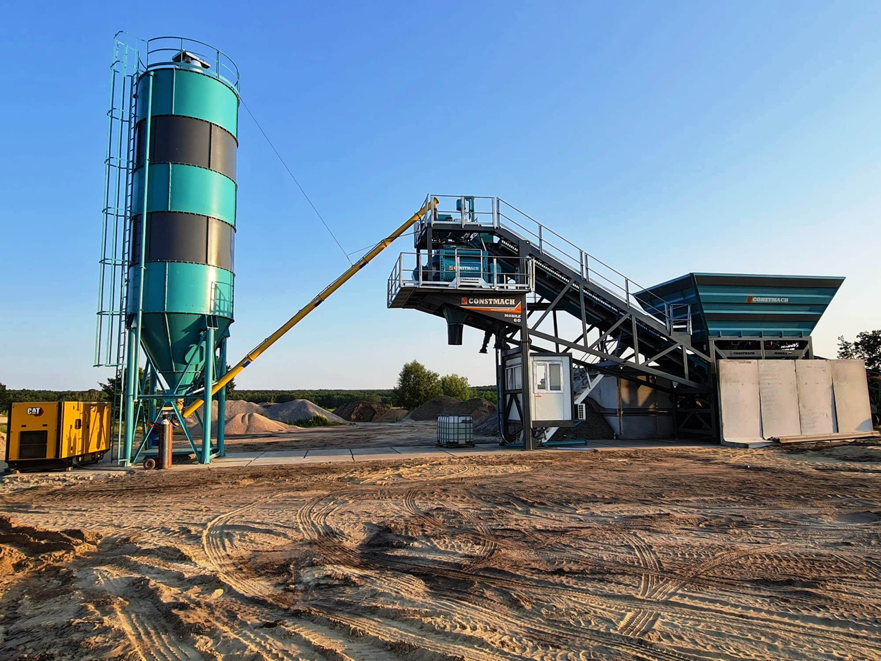 חָדָשׁ מנחית בטון Constmach 60 m³/h Portable Concrete Batching Plant: תמונה 7
